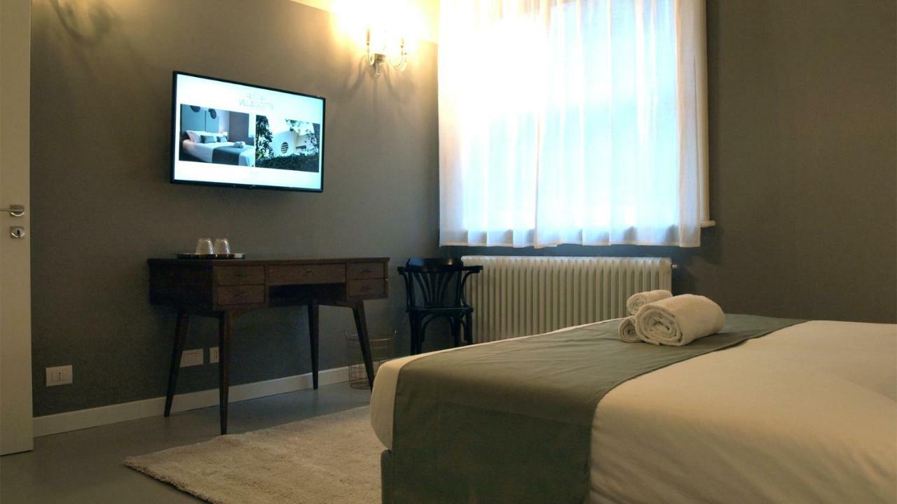 Villa Gotti Charming Rooms โบโลญญา ภายนอก รูปภาพ